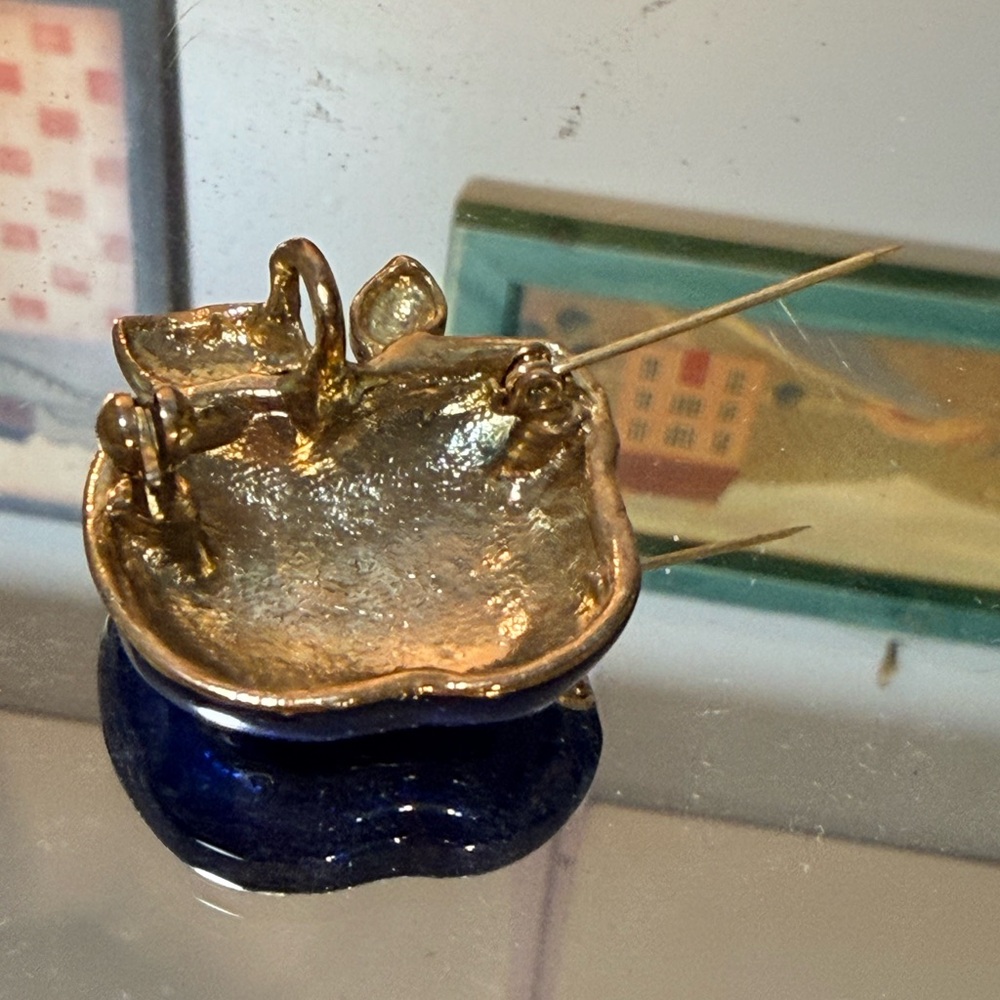 Vintage Blue and Gold Apple Enamel Brooch - Picture 3 of 4